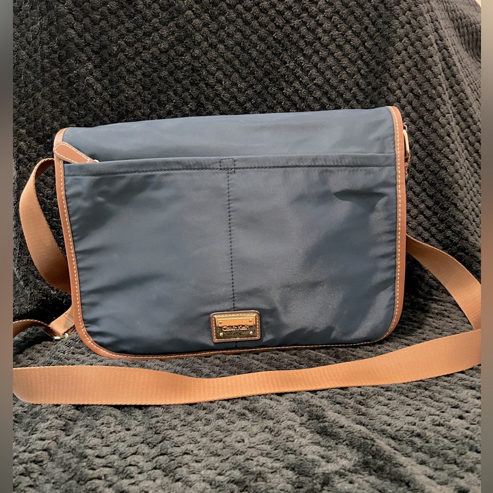 Calvin Klein Navy/Tan Messenger Bag
